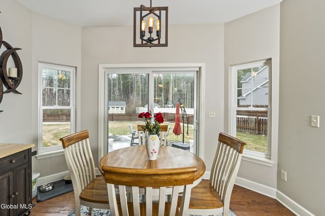 11 Larchwood Lane, South Glens Falls, NY 12803