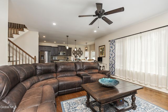 11 Larchwood Lane, South Glens Falls, NY 12803