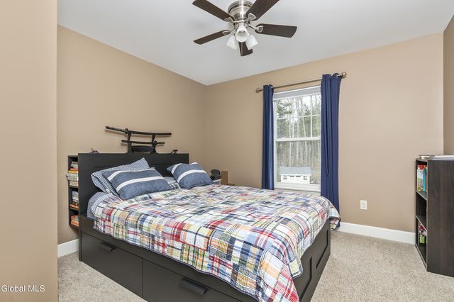 11 Larchwood Lane, South Glens Falls, NY 12803