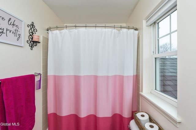 11 Larchwood Lane, South Glens Falls, NY 12803