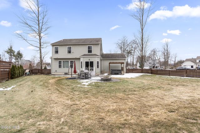 11 Larchwood Lane, South Glens Falls, NY 12803