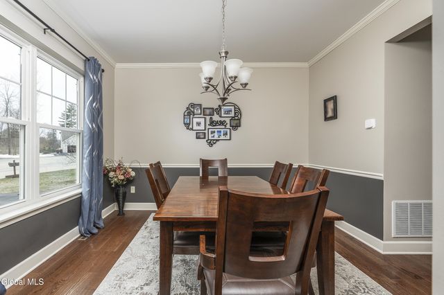 11 Larchwood Lane, South Glens Falls, NY 12803