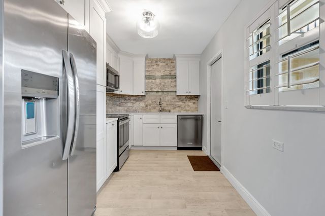 13 SE Turtle Creek Drive, Jupiter, FL 33469