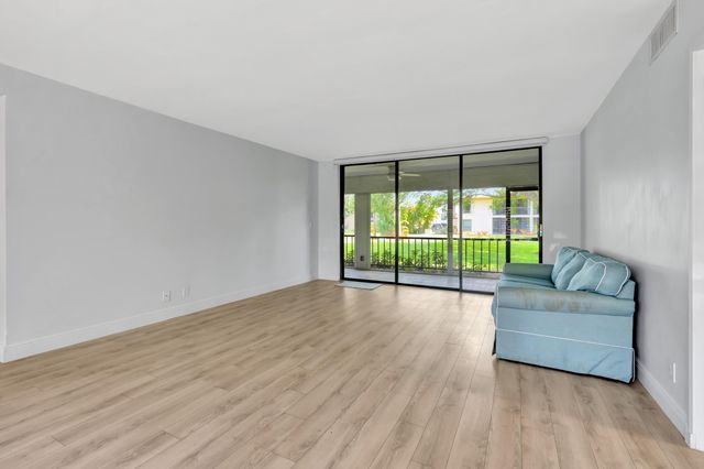 13 SE Turtle Creek Drive, Jupiter, FL 33469