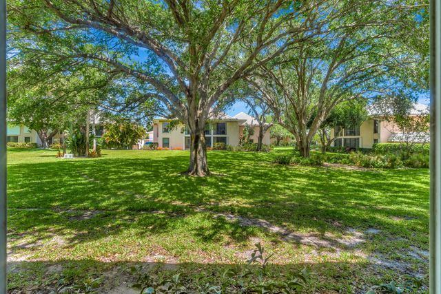 13 SE Turtle Creek Drive, Jupiter, FL 33469