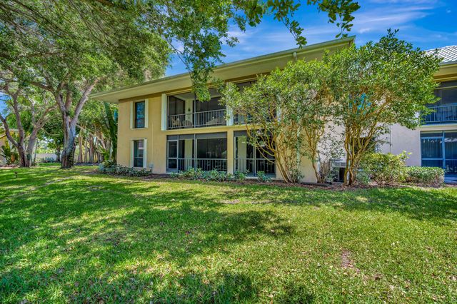 13 SE Turtle Creek Drive, Jupiter, FL 33469