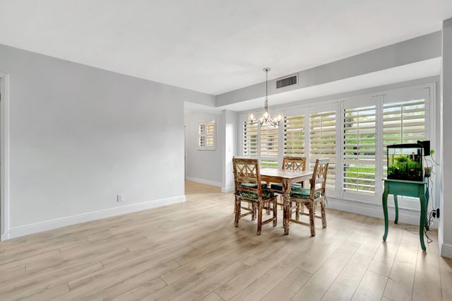 13 SE Turtle Creek Drive, Jupiter, FL 33469