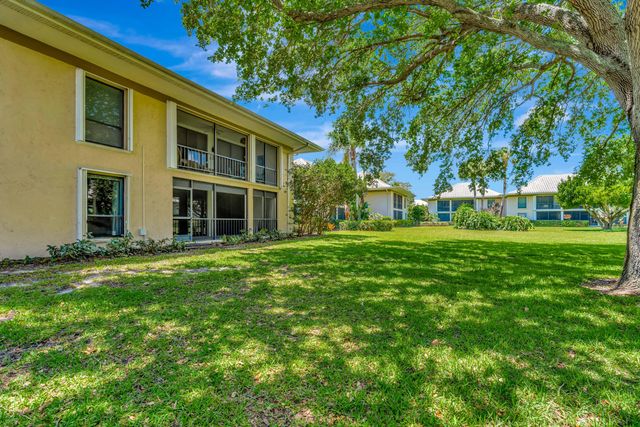 13 SE Turtle Creek Drive, Jupiter, FL 33469