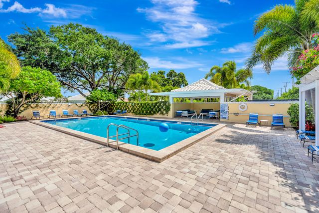 13 SE Turtle Creek Drive, Jupiter, FL 33469