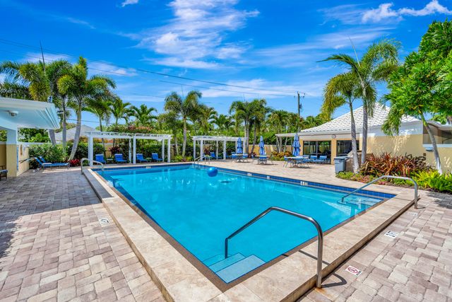 13 SE Turtle Creek Drive, Jupiter, FL 33469