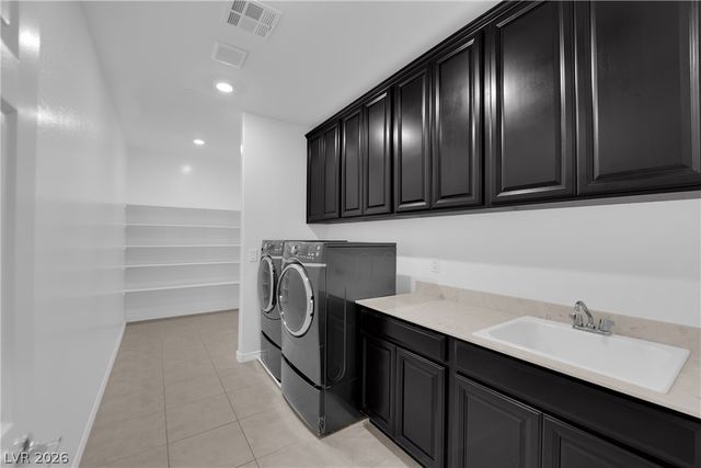 993 Bayberry Cove Street, Henderson, NV 89002