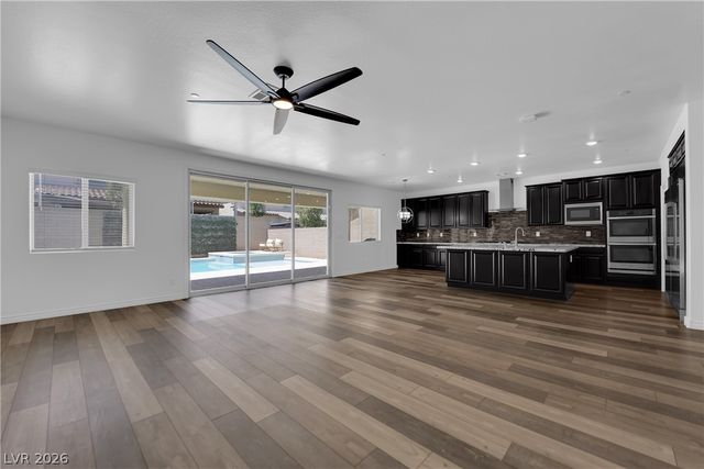 993 Bayberry Cove Street, Henderson, NV 89002