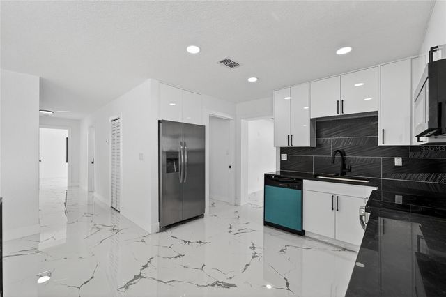 4712 E SERENA DRIVE, Tampa, FL 33617