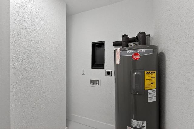 4712 E SERENA DRIVE, Tampa, FL 33617