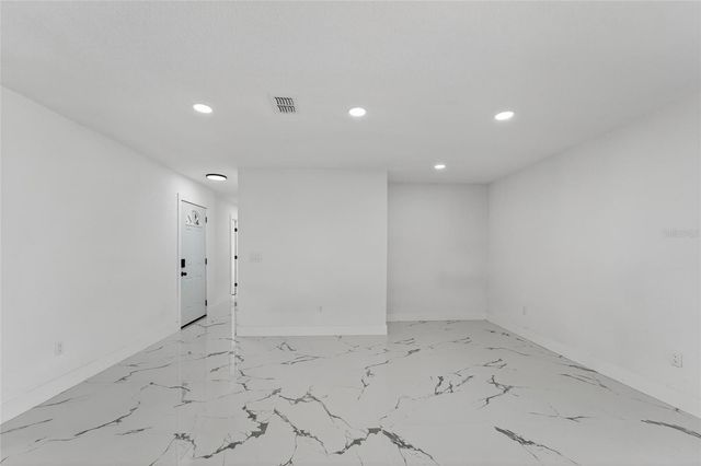 4712 E SERENA DRIVE, Tampa, FL 33617