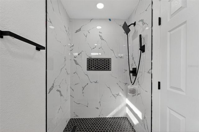 4712 E SERENA DRIVE, Tampa, FL 33617