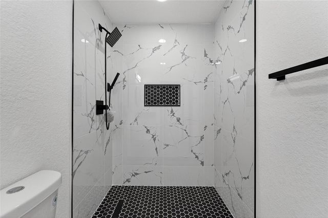 4712 E SERENA DRIVE, Tampa, FL 33617