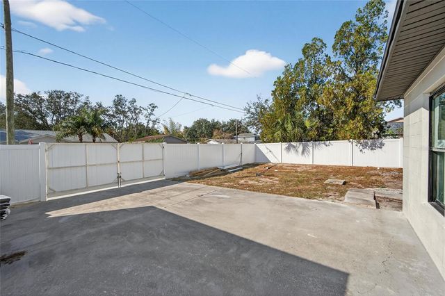 4712 E SERENA DRIVE, Tampa, FL 33617