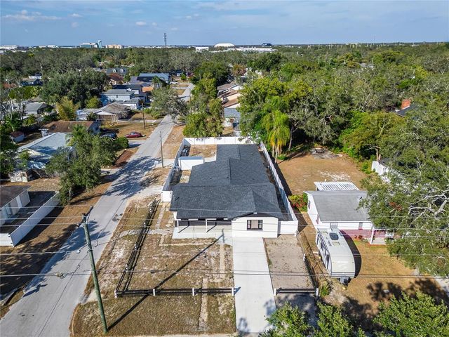 4712 E SERENA DRIVE, Tampa, FL 33617