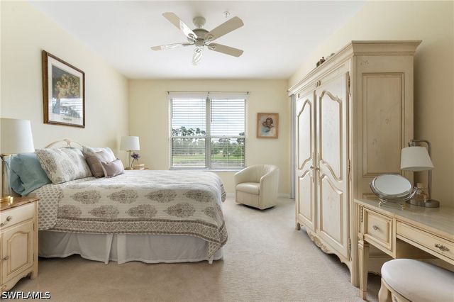 8247 Parkstone PL 206, Naples, FL 34120