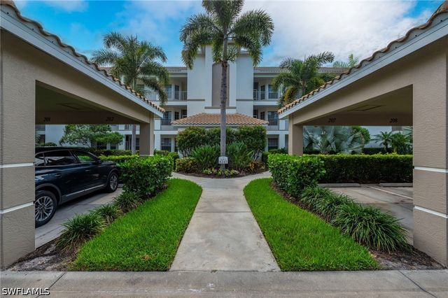 8247 Parkstone PL 206, Naples, FL 34120