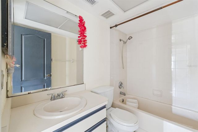 4306 MADEIRA COURT 3335, Sarasota, FL 34233