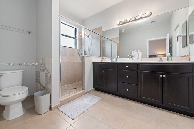 3777 SE 3rd St, Homestead, FL 33033