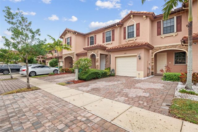 3777 SE 3rd St, Homestead, FL 33033