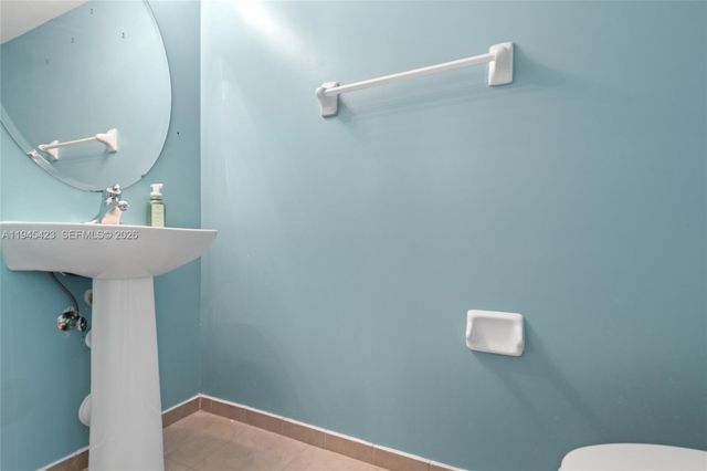 3777 SE 3rd St, Homestead, FL 33033