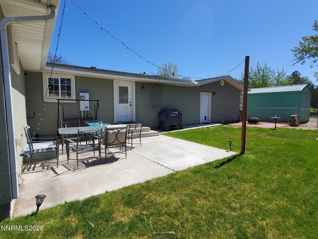 Image 4 of property listing at 452 Argenta Avenue, Winnemucca, NV 89445