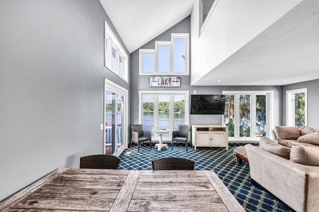 118 Berkshire Ave, Southwick, MA 01077
