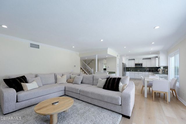 5557 Adelina Court, Agoura Hills, CA 91301