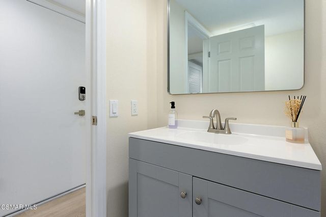 5557 Adelina Court, Agoura Hills, CA 91301