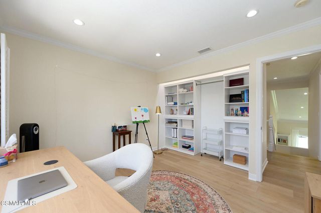 5557 Adelina Court, Agoura Hills, CA 91301