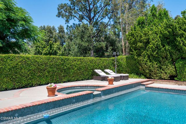 5557 Adelina Court, Agoura Hills, CA 91301