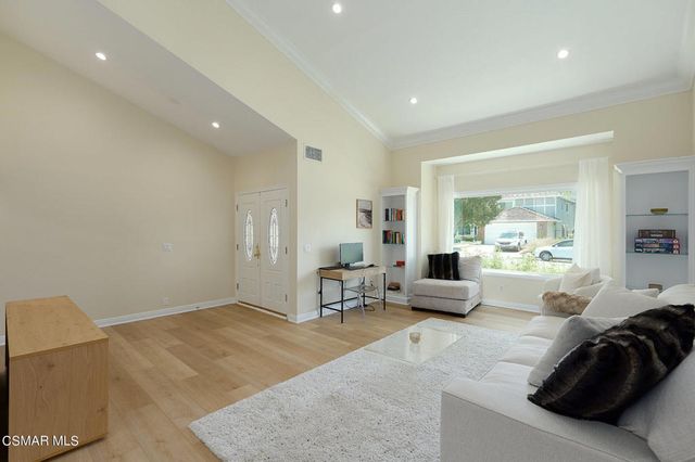 5557 Adelina Court, Agoura Hills, CA 91301