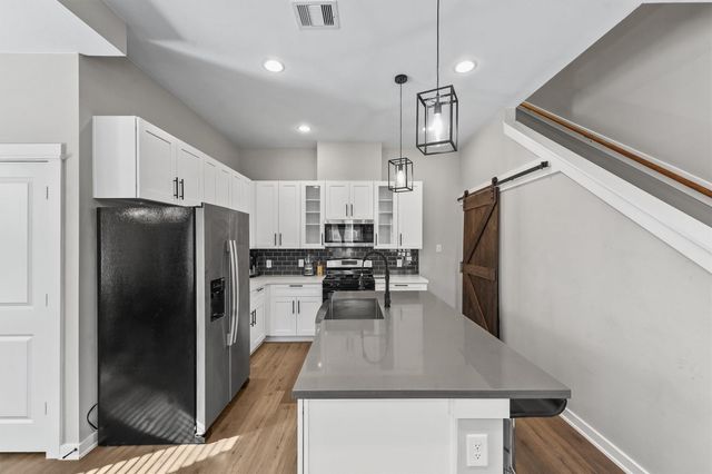 6704 Parker Grove Lane, Houston, TX 77076