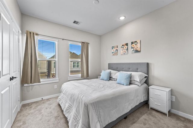 6704 Parker Grove Lane, Houston, TX 77076