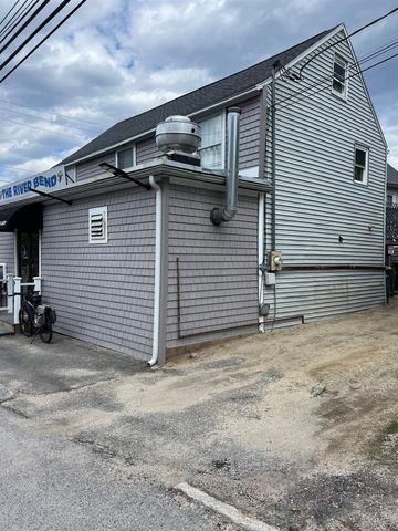 65 Henry Law Avenue, Dover, NH 03820