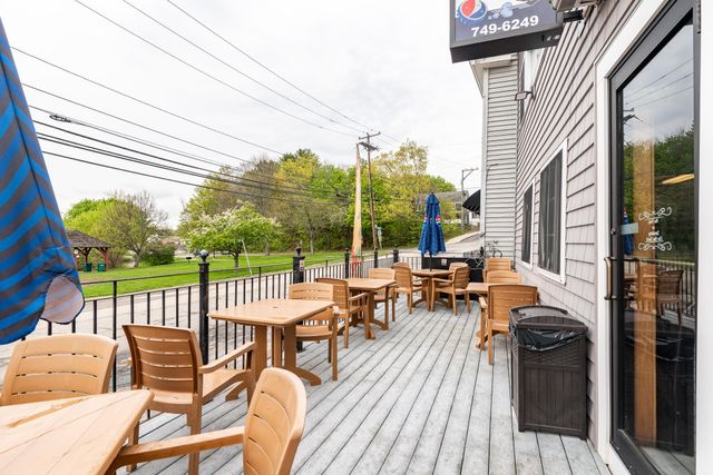 65 Henry Law Avenue, Dover, NH 03820