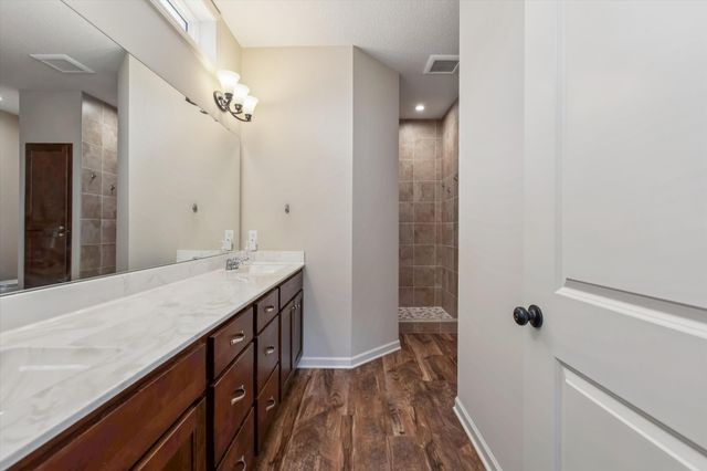 13585 Crownline Drive NE, Prior Lake, MN 55372