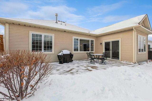 13585 Crownline Drive NE, Prior Lake, MN 55372