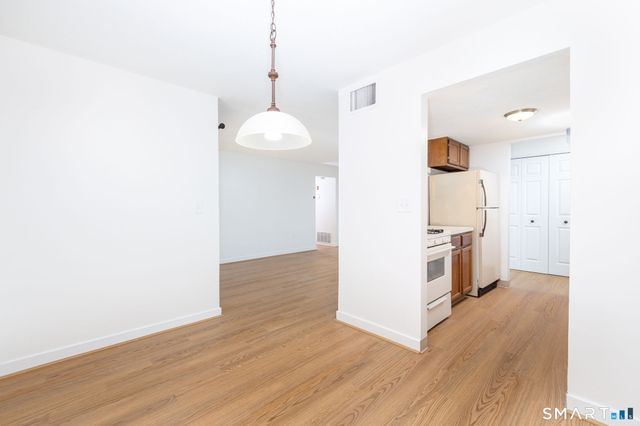 5 Brookwood Drive D, Rocky Hill, CT 06067