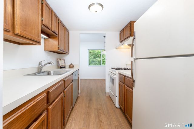5 Brookwood Drive D, Rocky Hill, CT 06067