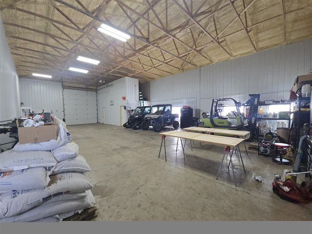 69430 Stubey Road, Sturgis, MI 49091