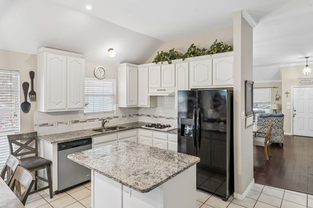 8013 Elk Mountain Trail, Mckinney, TX 75070