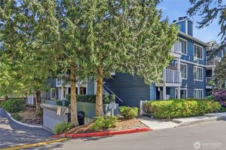 300 N 130th Street W #2205, Seattle, WA 98133