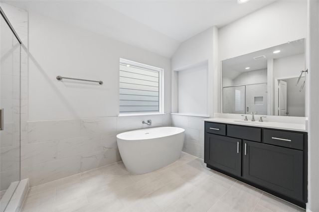 5523 Katy Freeway, Houston, TX 77007