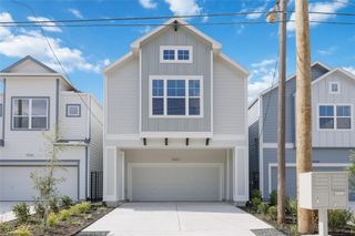 5523 Katy Freeway, Houston, TX 77007