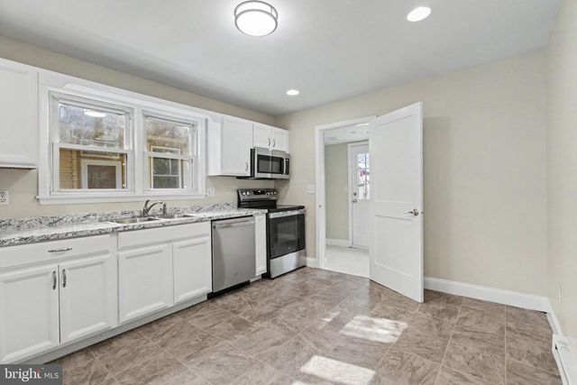 313 E MAIN ST, Middletown, PA 17057